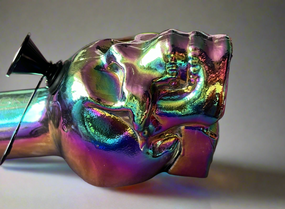 skull glass bong